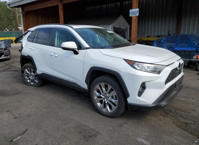 
								2020 Toyota Rav4 full									