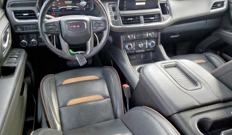 
								2022 Gmc Yukon full									