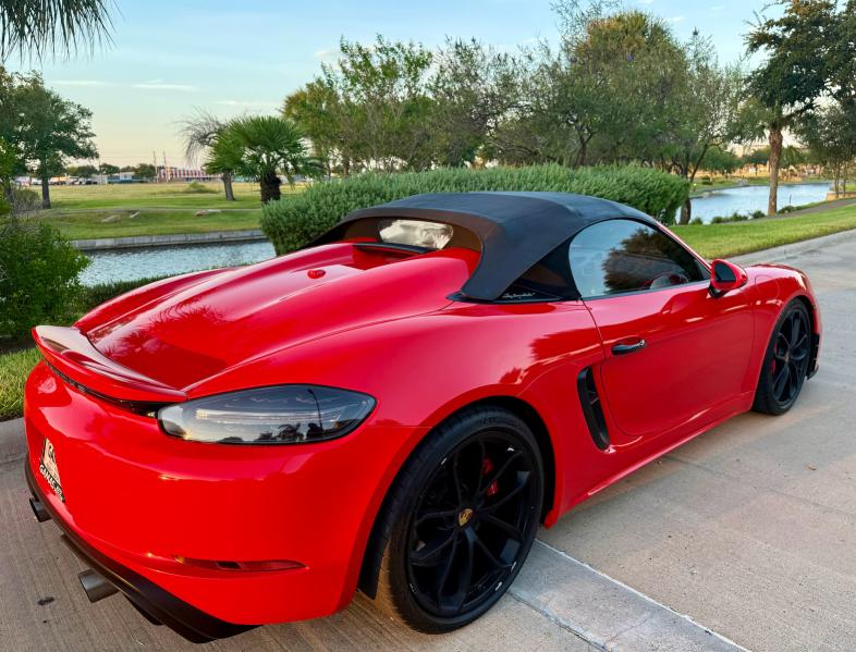 2021 Porsche Boxster