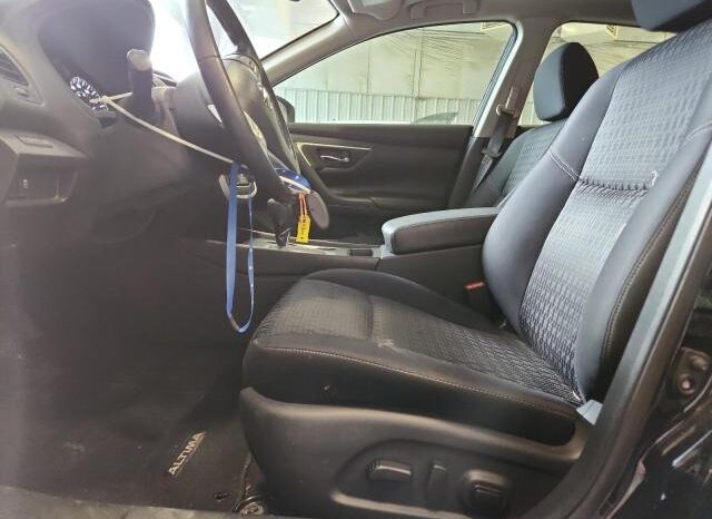 
								2016 Nissan Altima 2.5 full									