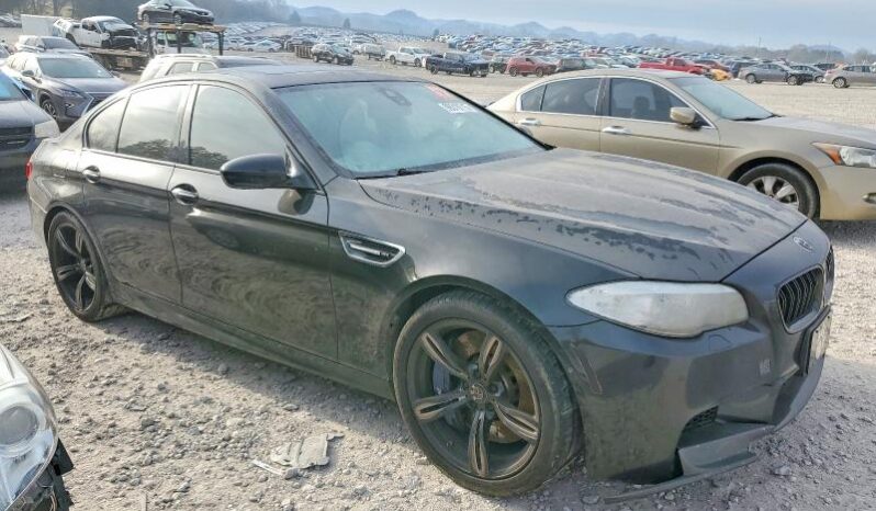 
								2013 BMW M5 full									