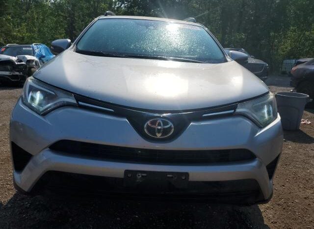 
								2017 Toyota Rav4 full									