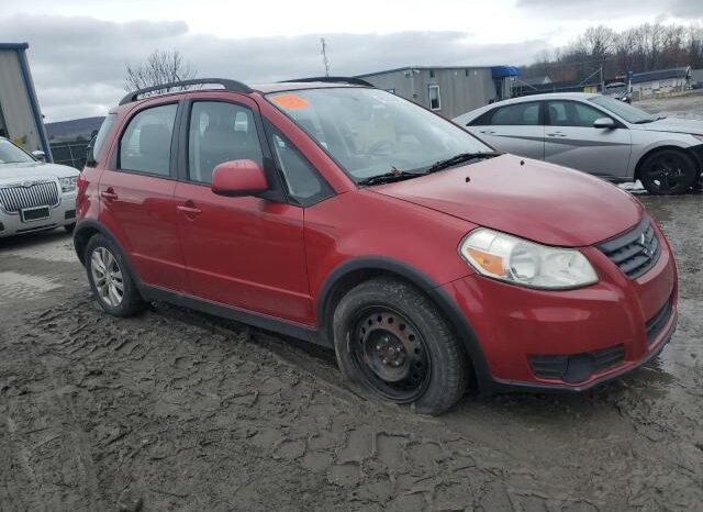 
								2013 Suzuki Sx4 full									