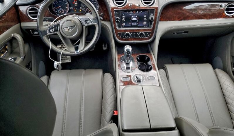 
								2017 Bentley Bentayga full									