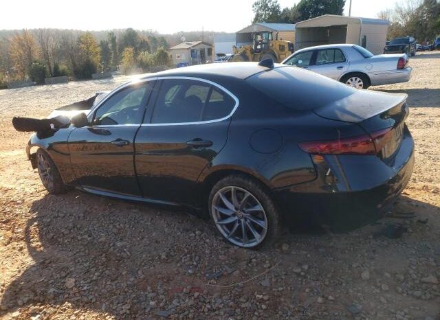 
								2017 Alfa romeo Giulia full									