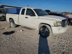 
										2008 Dodge Dakota full									