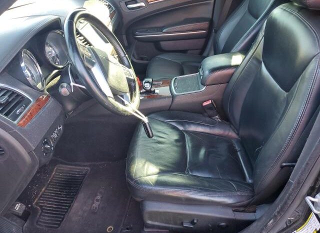 
								2013 Chrysler 300 full									