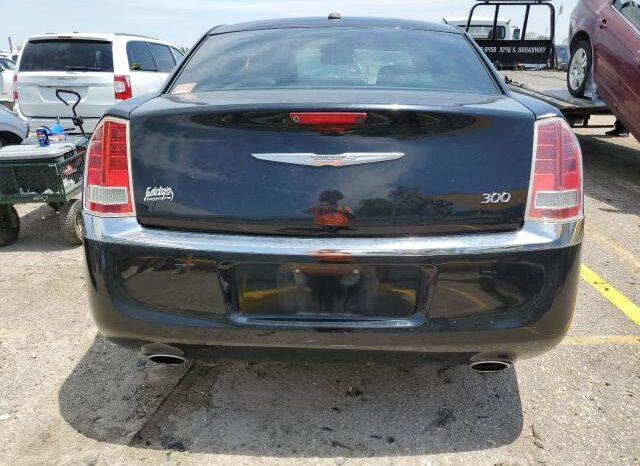 
								2013 Chrysler 300 full									