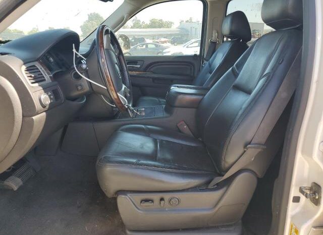 
								2012 Gmc Yukon full									