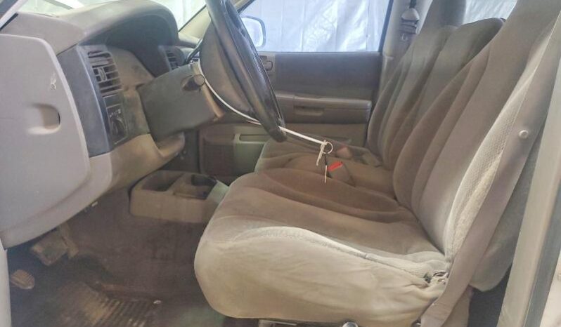 
								2004 Dodge Dakota full									