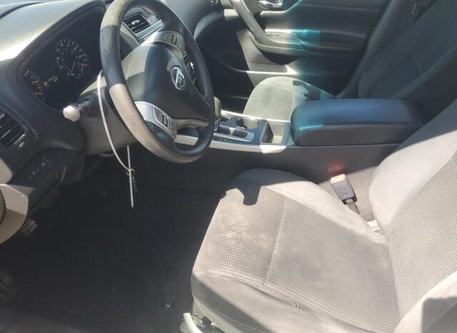 
								2015 Nissan Altima 2.5 full									