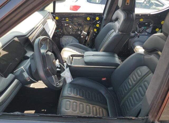 
								2023 Rivian R1t full									