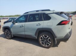 
										2019 Toyota Rav4 full									