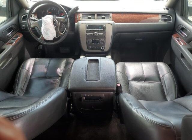 
								2013 Gmc Yukon full									