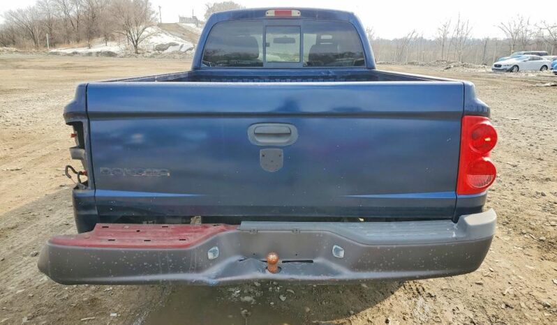 
								2006 Dodge Dakota full									