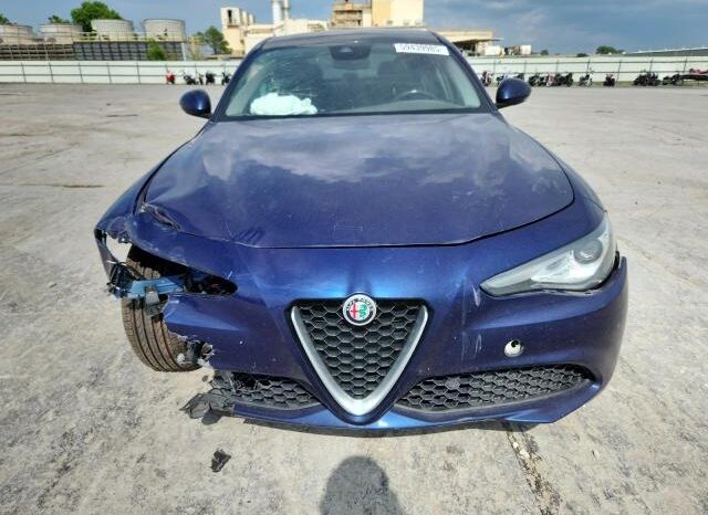 
								2017 Alfa romeo Giulia full									