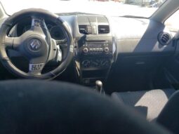 
										2013 Suzuki Sx4 full									