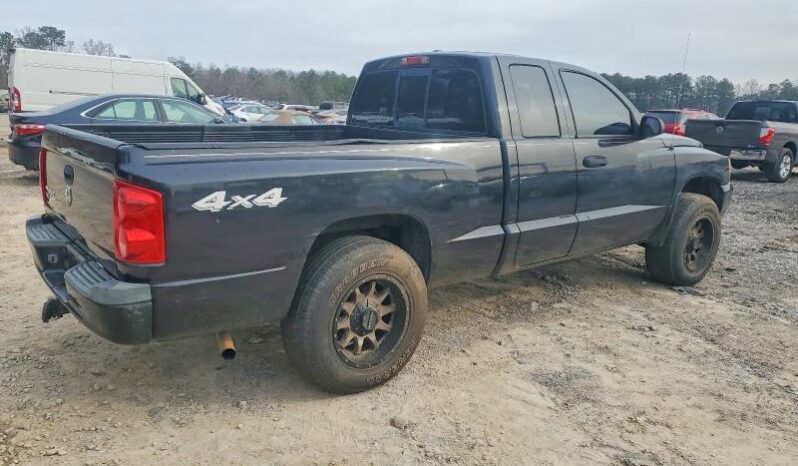 
								2007 Dodge Dakota full									