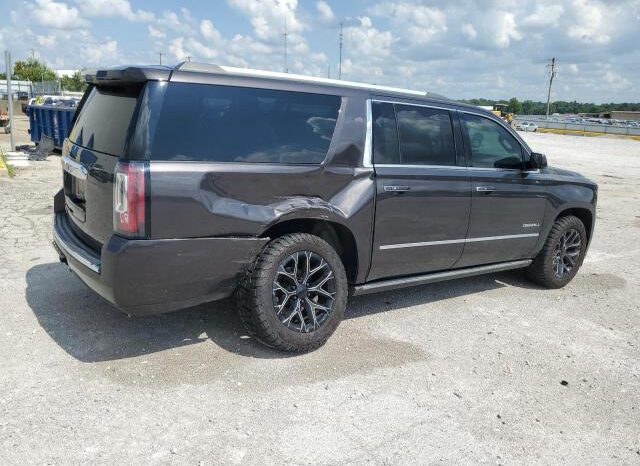 
								2017 Gmc Yukon full									