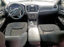 
										2018 Chrysler 300 full									