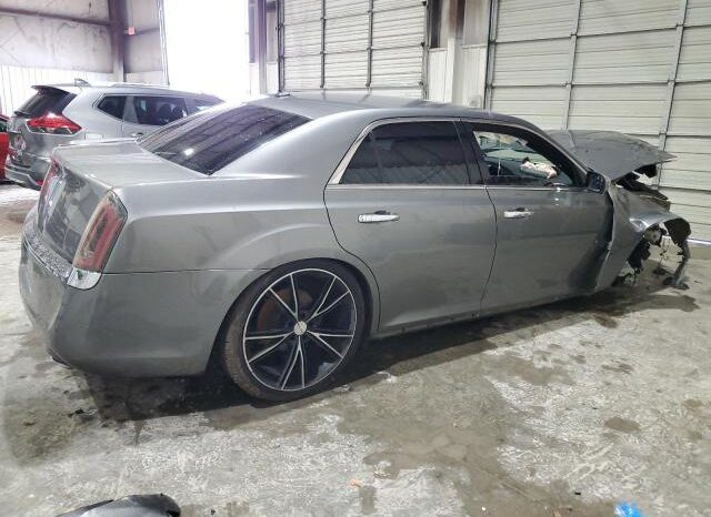 
								2012 Chrysler 300 full									