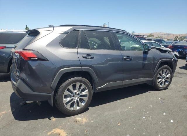 
								2020 Toyota Rav4 full									