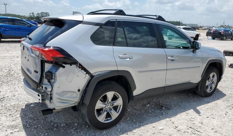 
								2024 Toyota Rav4 full									