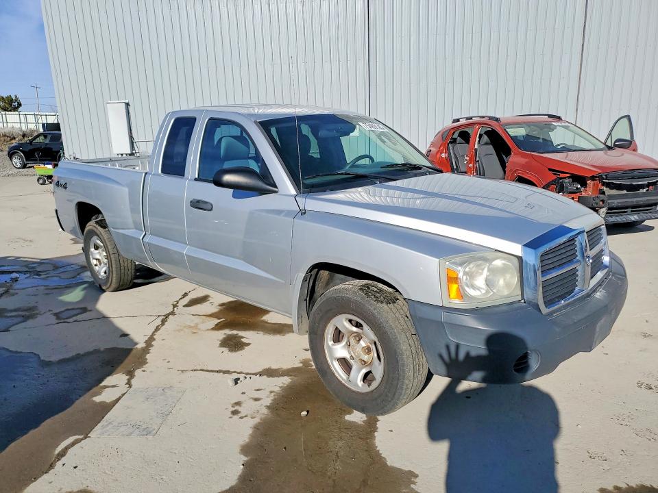 2005 Dodge Dakota