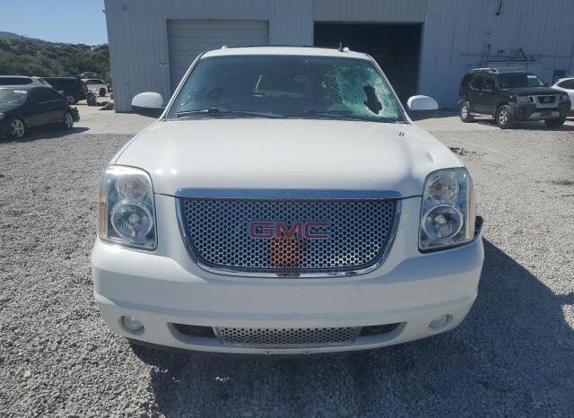 
								2012 Gmc Yukon full									