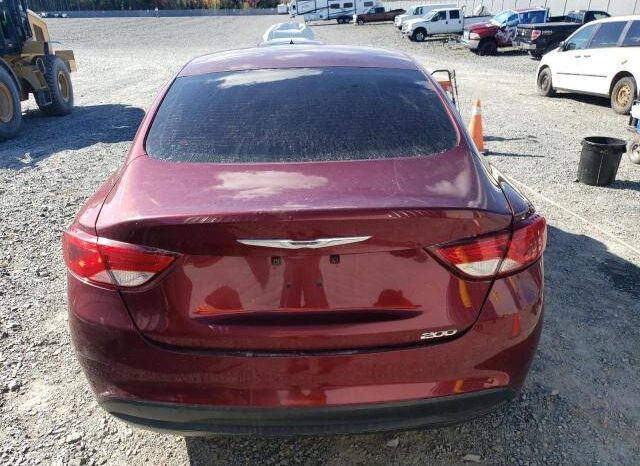
								2015 Chrysler 200 lx full									
