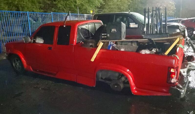 
								1994 Dodge Dakota full									