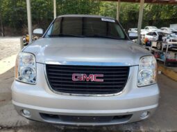
										2013 Gmc Yukon full									