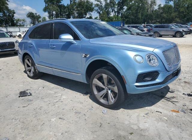 
								2017 Bentley Bentayga full									