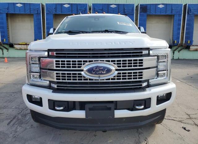
								2019 Ford F250 super full									