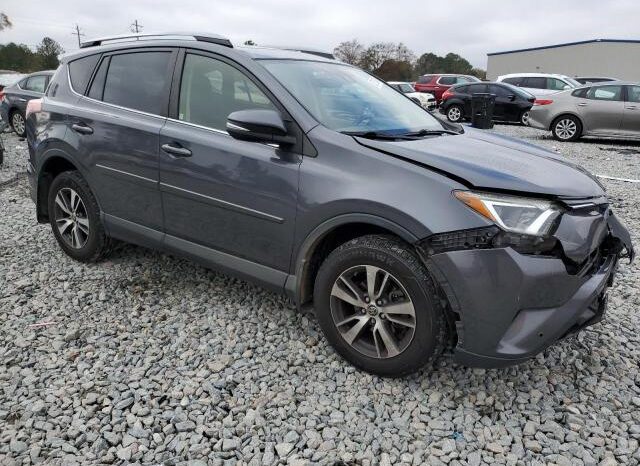 
								2017 Toyota Rav4 full									