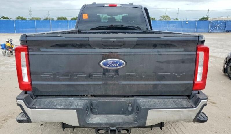
								2025 Ford F350 full									