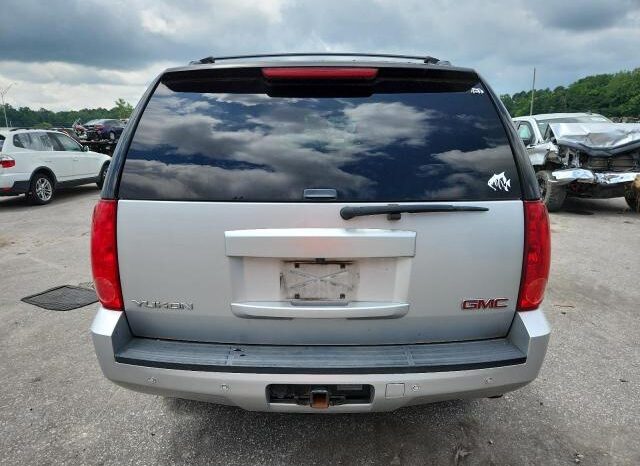 
								2014 Gmc Yukon full									
