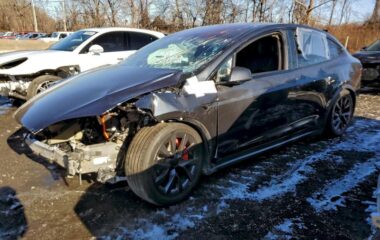 2024 Tesla Model x