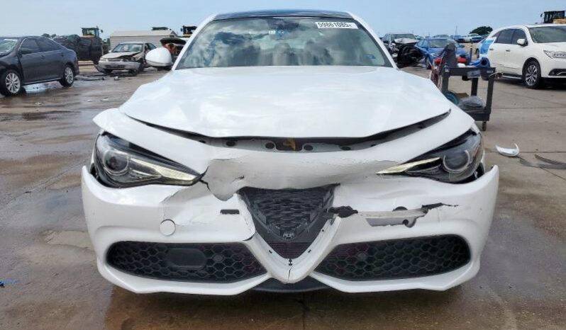 
								2018 Alfa romeo Giulia full									