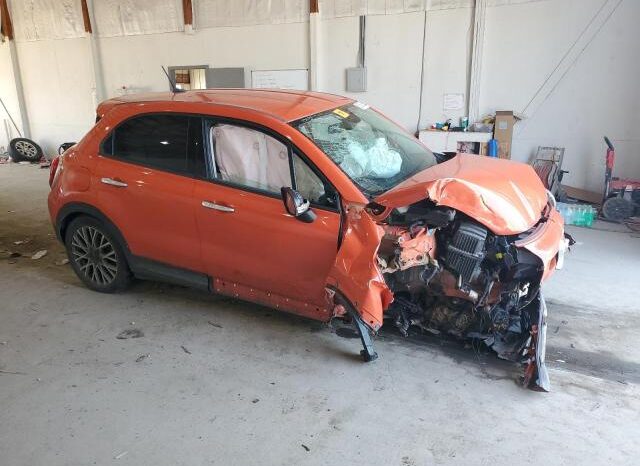 
								2016 Fiat 500 full									