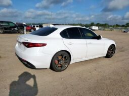 
										2020 Alfa romeo Giulia full									