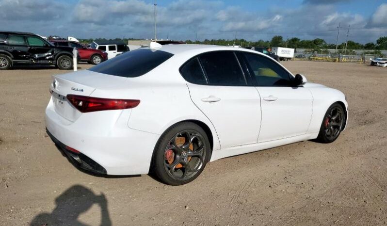 
								2020 Alfa romeo Giulia full									
