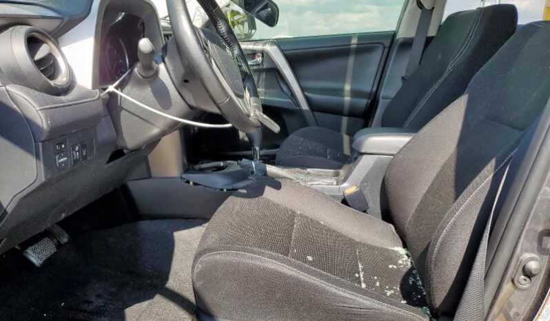 
								2018 Toyota Rav4 full									