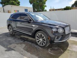 
										2023 Bentley Bentayga full									