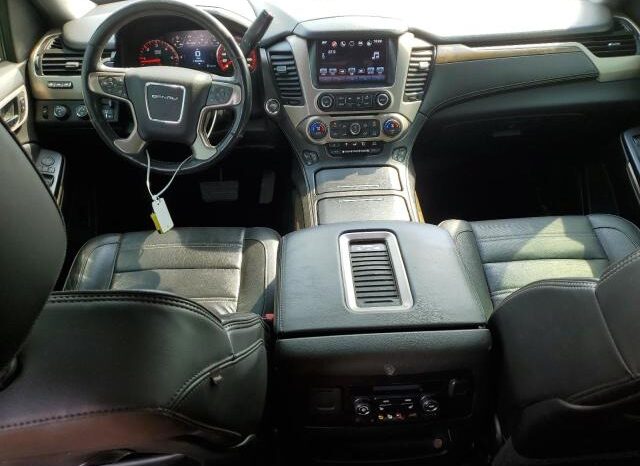 
								2016 Gmc Yukon full									