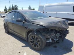 
										2022 Tesla Model x full									