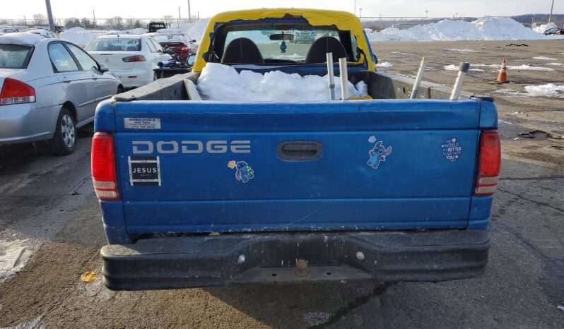 
								1999 Dodge Dakota full									