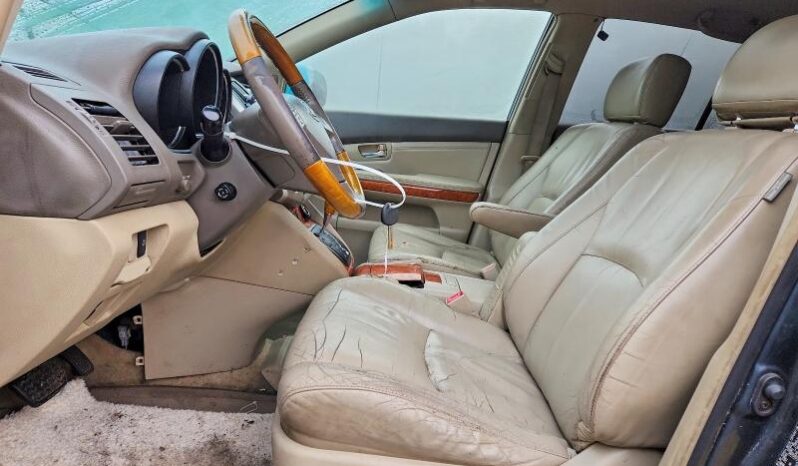 
								2004 Lexus Rx 330 full									