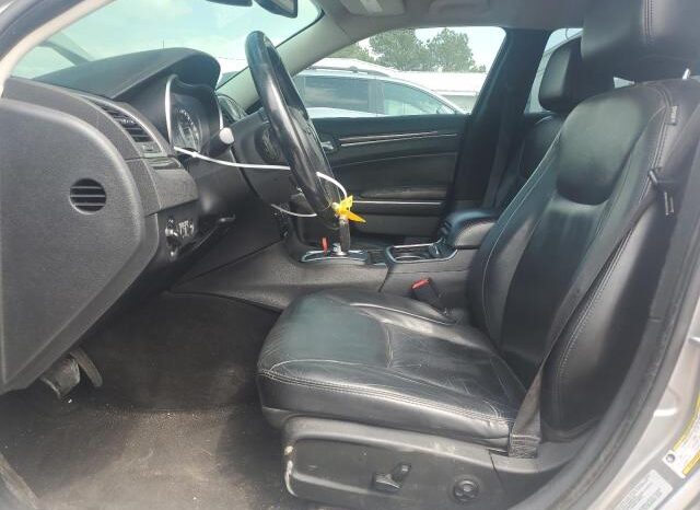 
								2015 Chrysler 300 full									