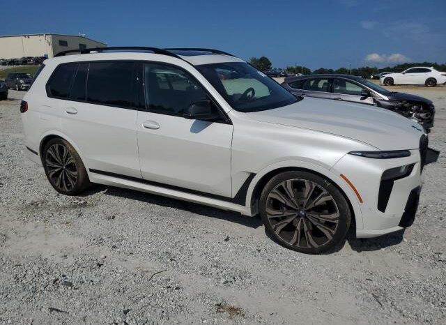 
								2024 BMW X7 full									